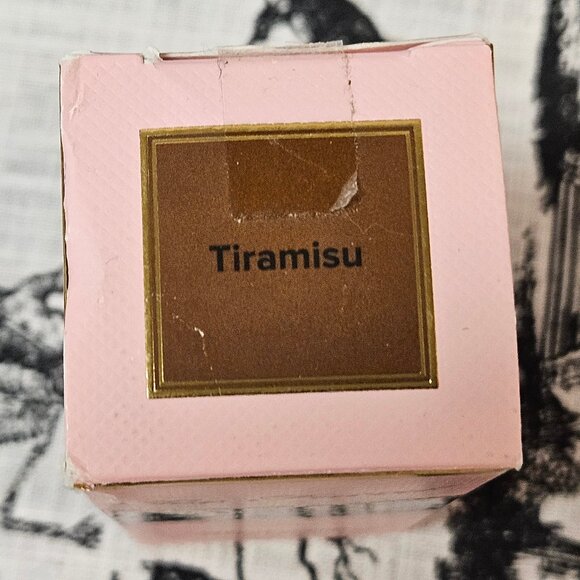 Too Faced Born This way Medium-to-Full Foundation - Tiramisu - 1 fl oz / 30 mL - Picture 5 of 6